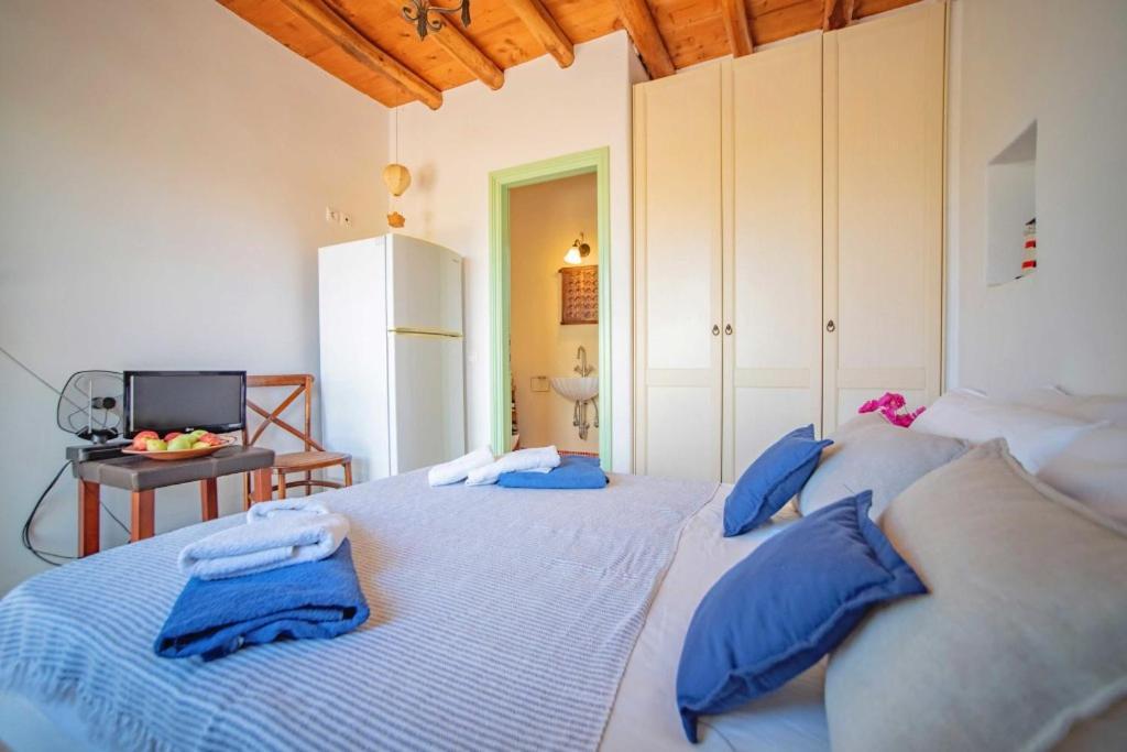 To Armiro Boutique Houses Plaka  Exterior photo